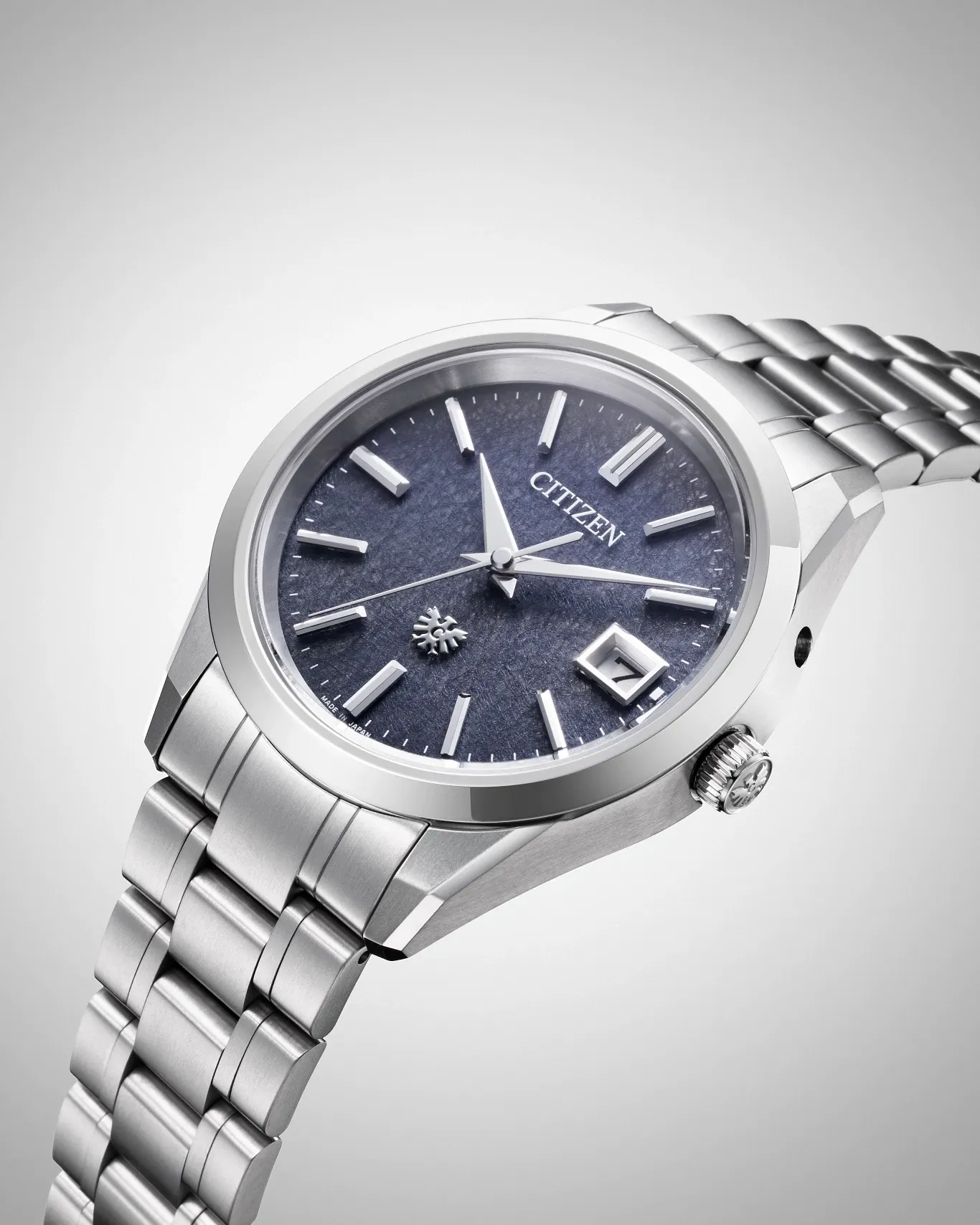 The CITIZEN Blue Dial Super Titanium with Platinum DLC Coating